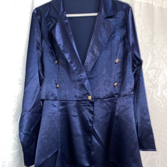 SHEIN Satin Blazer size 1X - Picture 2 of 4